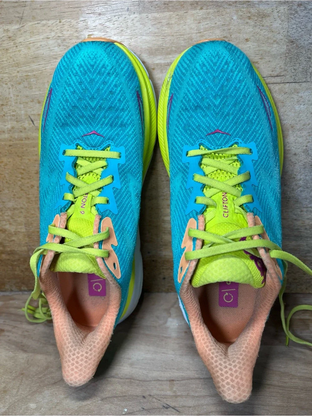 Hoka One One Clifton 9 Mens Size 8 Running Shoes Ceramic Evening Primrose